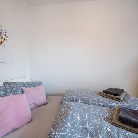 Moderne Eg-Wohnung In Sudenburg Mit Parkplatz, Top Anbindung Maagdenburg Buitenkant foto